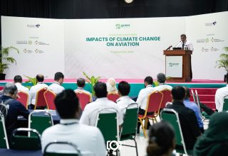 މޯލްޑިވްސް އެއާޕޯޓްސް ކޮމްޕެނީ ލިމިޓެޑް (އެމްއޭސީއެލް) އިން މޫސުމީ ބަދަލުތަކުން ވައިގެ ދަތުރުފަތުރަށް ކުރާ ނޭދެވޭ އަސަރާއި ގުޅޭގޮތުން މައުލޫމާތު ބަދަލު ކުރުމަށް ބޭއްވި ފޯރަމްގެ ތެރެއިން.
