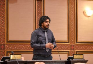 ރައްޔިތުންގެ މަޖިލީހުގެ ހިތަދޫ މެދުދާއިރާގެ މެމްބަރު އަހުމަދު އަޒާން މަރުޒޫގް