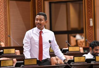ރައްޔިތުންގެ މަޖިލީހުގެ ފުނަދޫ ދާއިރާގެ މެމްބަރު މުހައްމަދު މަމްދޫހު/ ފޮޓޯ: މަޖިލިސް