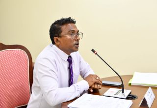 ރައްޔިތުންގެ މަޖިލީހުގެ މާފަންނު ދެކުނު ދާއިރާގެ މެންބަރު އަބްދުﷲ ރިފާއު