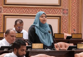 ހުރާ ދާއިރާގެ މެމްބަރު އަނާރާ ނައީމް/ ފޮޓޯ: މަޖިލިސް