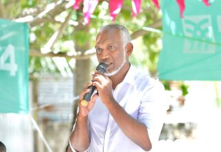 އިދިކޮޅު ކޮންގްރެސް ކޯލިޝަނުގެ ރިޔާސީ ކެންޑިޑޭޓު ޑރ. މުހައްމަދު މުއިއްޒު/ ފޮޓޯ: ކެމްޕެއިން ޓީމް