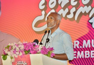 އިދިކޮޅު ކޮންގްރެސް ކޯލިޝަނުގެ ރިޔާސީ ކެންޑިޑޭޓު ޑރ. މުހައްމަދު މުއިއްޒު/ ފޮޓޯ: ކެމްޕެއިން ޓީމް