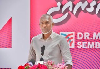 އިދިކޮޅު ކޮންގްރެސް ކޯލިޝަނުގެ ރިޔާސީ ކެންޑިޑޭޓު ޑރ. މުހައްމަދު މުއިއްޒު/ ފޮޓޯ: ކެމްޕެއިން ޓީމް