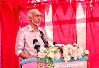 އިދިކޮޅު ޕީޕީއެމް/ޕީއެންސީ ކޯލިޝަންގެ ރިޔާސީ ކެންޑިޑޭޓު ޑރ މުހައްމަދު މުއިއްޒު