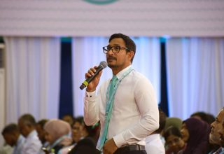 ކޮންގްރެސްގެ މަތީ މަޖިލިހީހުގެ ފުރަތަމަ ދަންފަޅީގެ ތެރެއިން