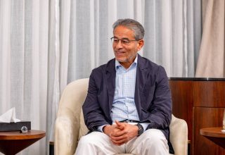 އީގަލް ހިލްސްގެ ޗެއަރމަން