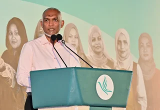 raees muizzu