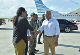 ރައީސް ސާލިހު ކާށިދޫއަށް ކުރެއްވި ދަތުރުގެ ތެރެއިން: ފޮޓޯ/ ރައީސް އޮފީސް
