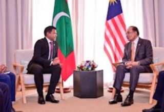 ރައީސުލްޖުމްހޫރިއްޔާގެ ނައިބު، މެލޭޝިއާގެ ބޮޑުވަޒީރަށް އިޙްތިރާމުގެ ޒިޔާރަތެއް ކުރެއްވުން