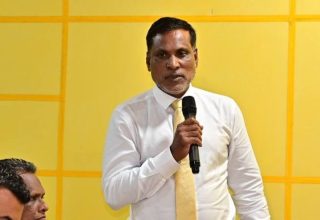 ރައްޔިތުންގެ މަޖިލީހުގެ ހުޅުމާލެ ދެކުނު ދާއިރާގެ އެމްޑީޕީ މެމްބަރު ޑރ. އަހުމަދު ޝަމްހީދު/ ފޮޓޯ: އެމްޑީޕީ