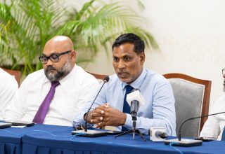 ރައްޔިތުންގެ މަޖިލީހުގެ ހުޅުމާލެ ދެކުނު ދާއިރާގެ މެމްބަރު ޑރ އަހުމަދު ޝަމްހީދު/ ފޮޓޯ: މަޖިލިސް