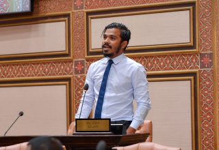 ގއ. ގެމަނަފުށި ދާއިރާގެ މެމްބަރު އަސަދުﷲ ޝިހާބު