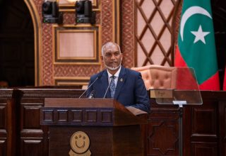 މަޖިލިސް ހުޅުވާދެއްވައި ރައީސުލްޖުމްހޫރިއްޔާ އިއްވާ ރިޔާސީ ބަޔާން/ ފޮޓޯ: މަޖިލިސް