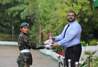 ޑިފެންސް މިނިސްޓަރ ގައްސާން މައުމޫން