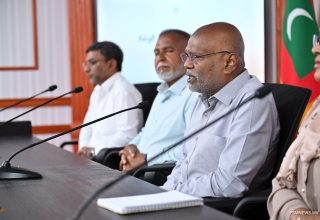 އިންކުއަރީ ކޮމިޝަންއިން ބޭއްވި ނޫސްވެރިންގެ ބައްދަލުވުން. ފޮޓޯ: ޕީއެސްއެމް
