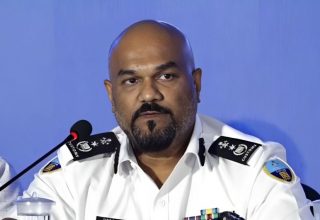 ކަސްޓަމްސްގެ ކޮމިޝަނަރ ޖެނެރަލް ޔޫސުފް މާނިއު.