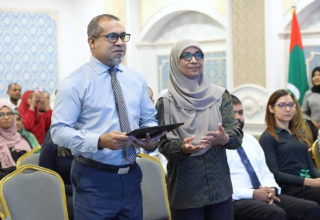ކުއްޖާގެ ފުރަތަމަ 1000 ދުވަހަށް އަމާޒުކޮށްގެން ތައްޔާރު ކުރެވިފައިވާ "ތުއްތު ދަރިފުޅުގެ "މިންހެޔޮ ކާނާ ފޮތް" ލޯންޗް ކުރުން.