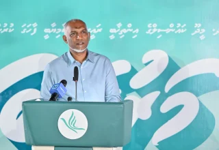 ރައީސުލްޖުމްހޫރިއްޔާ ޑރ.މުޙައްމަދު މުޢިއްޒު މީދޫ ޖަލްސާގައި ވާހަކަދައްކަވަނީ، ފޮޓޯ: ޕީއެންސީ