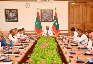 ރައީސުލްޖުމްހުރިއްޔާ ޑރ މުހައްމަދު މުއިއްޒުގެ ވަޒީރުންގެ މަޖިލީހުގެ ބައްދަލުވުން.