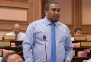 ނޮޅިވަރަމް ދާއިރާގެ މެންބަރު މުހައްމަދު ނަޝީދު އަބްދުﷲ (މޮސްޓާ) / ފޮޓޯ: މަޖިލިސް