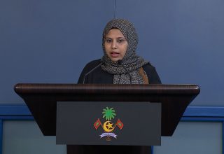 ރައީސް އޮފީހުގެ އިސް ތަރުޖަމާނު ހީނާ ވަލީދ