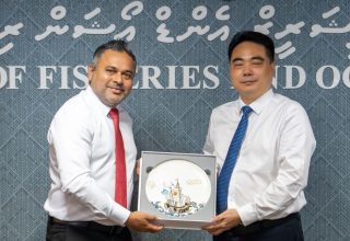 ޗައިނާގެ ފުޖިއާން ޕްރޮވިންސްގެ ވައިސް ގަވަރުނަރާއި ވަޒީރު ބައްދަލުކުރެއްވުން