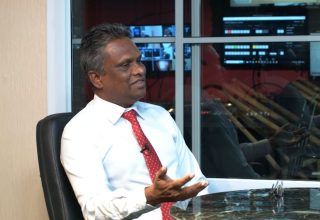 މާލެ ސިޓީގެ މޭޔަރ އާދަމް އާޒިމް ސަންގު ޓީވީގެ "ހަބަރަށްފަހު" ޕްރޮގްރާމްގައި.